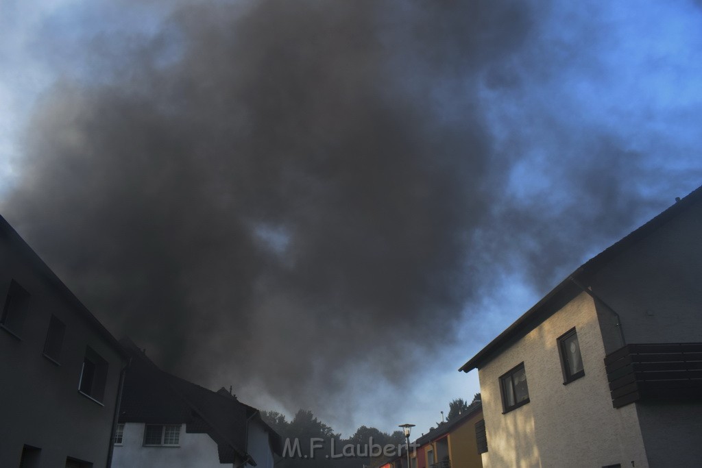 Feuer 2 Y Explo Koeln Hoehenhaus Scheuerhofstr P1319.JPG
